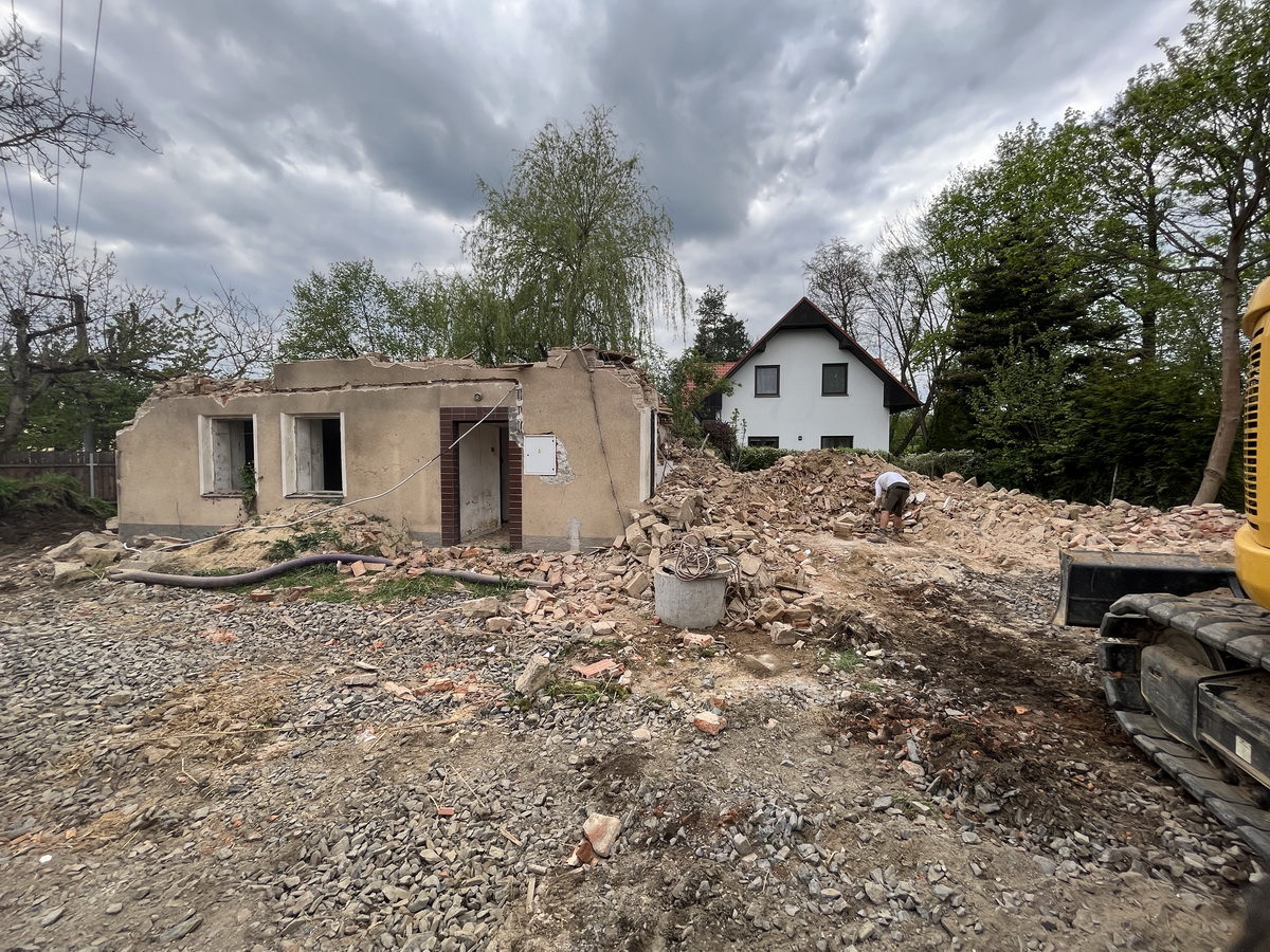 Demolice Všedobrovice